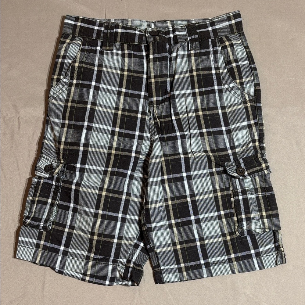 Boys Airwalk plaid shorts